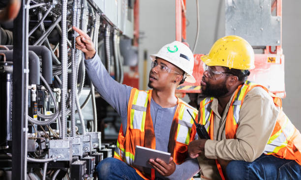 Best Circuit Breaker Repair  in Mono Vista, CA